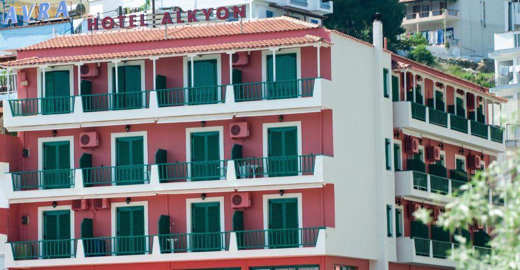 Alkyon Hotel Patitírion Exterior foto